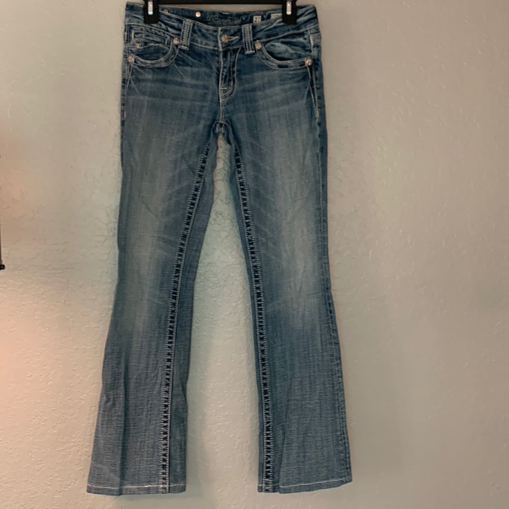 Fun Miss Me jeans!  Size 27